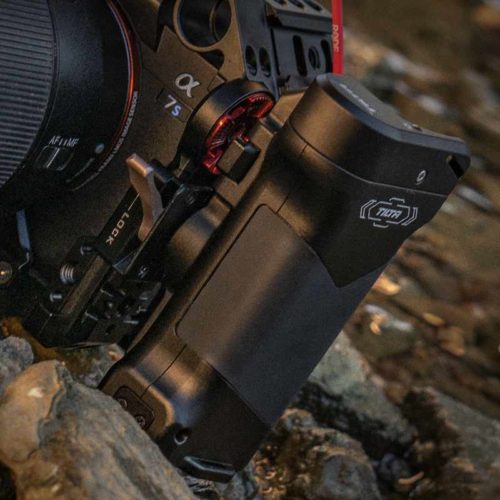 Sony a7S III için Yarım Kamera Kafesi