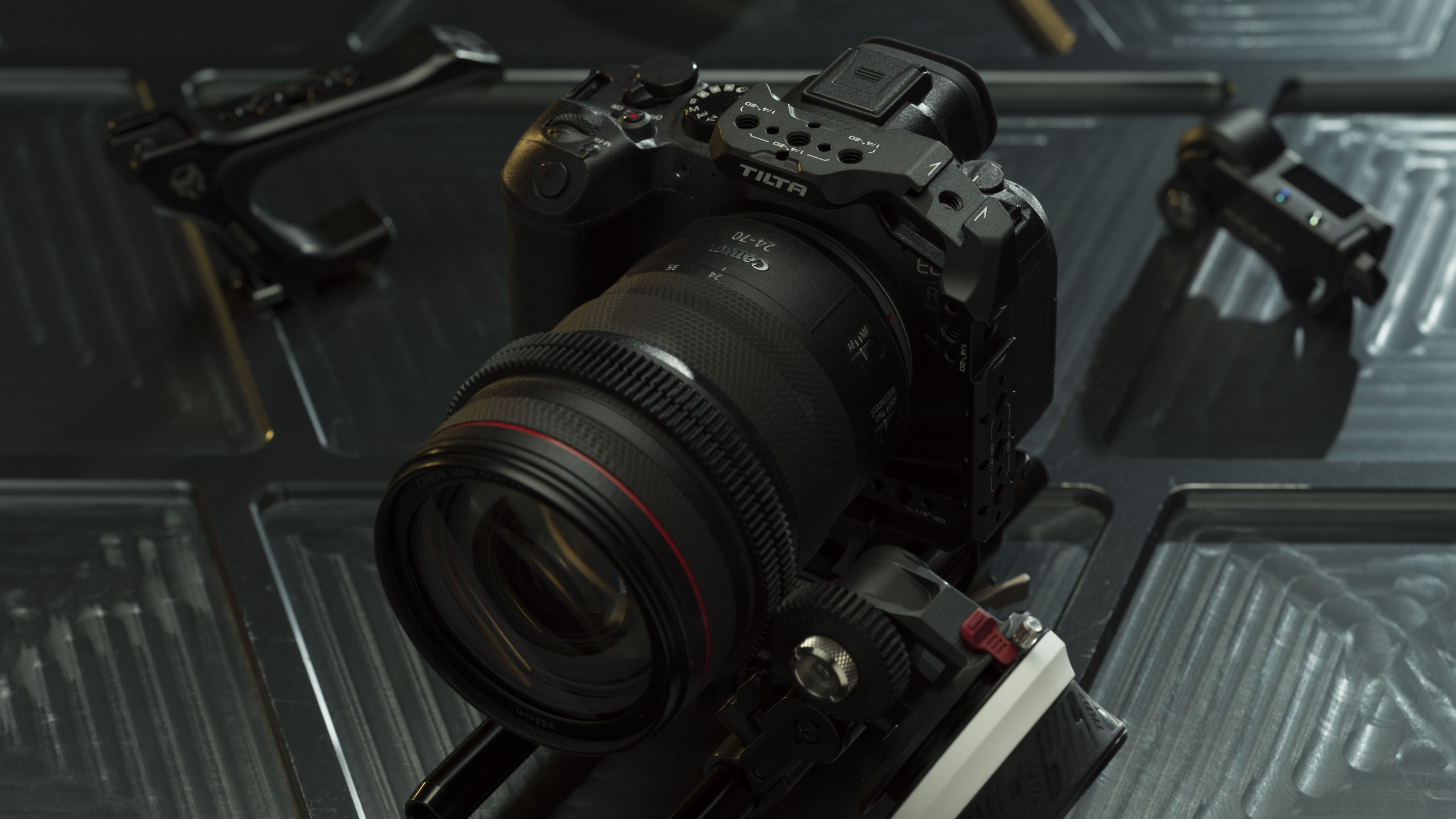 Full Camera Cage for Canon R6 Mark II