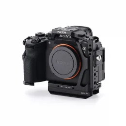 Full Camera Cage for Sony Alpha 7 V – Black